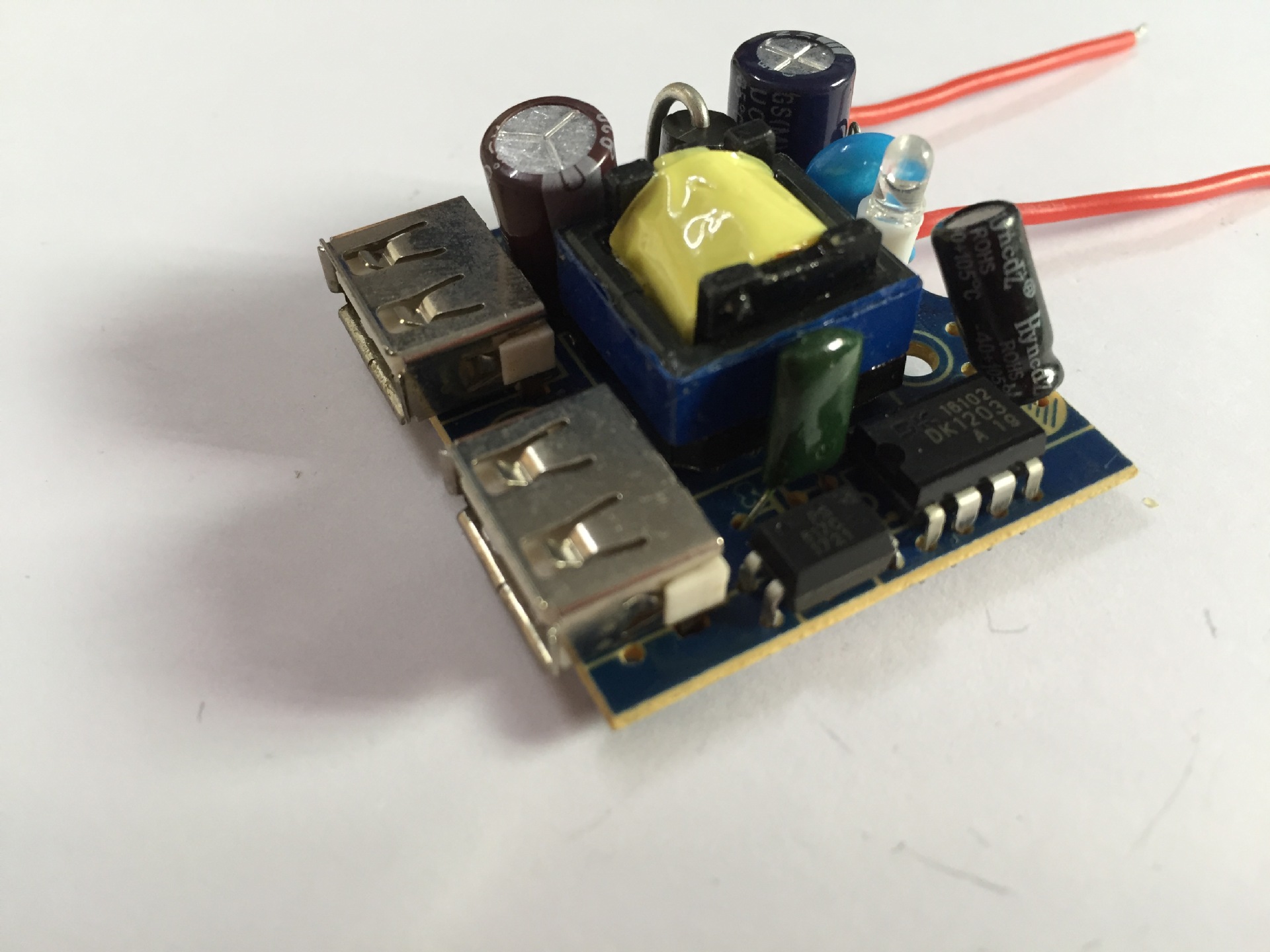 志通直供插座配件 2usb 5v2a排插充电线路板 墙插电路板 zto-172
