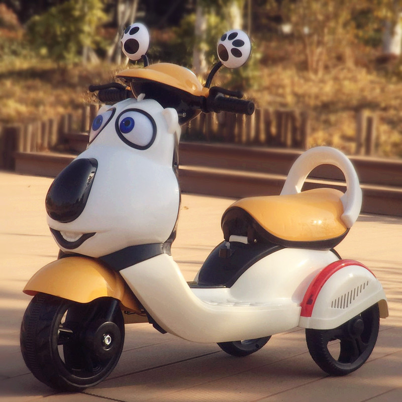 倒霉熊儿童电动摩托车三轮车音乐灯光男女宝宝玩具车1-6岁