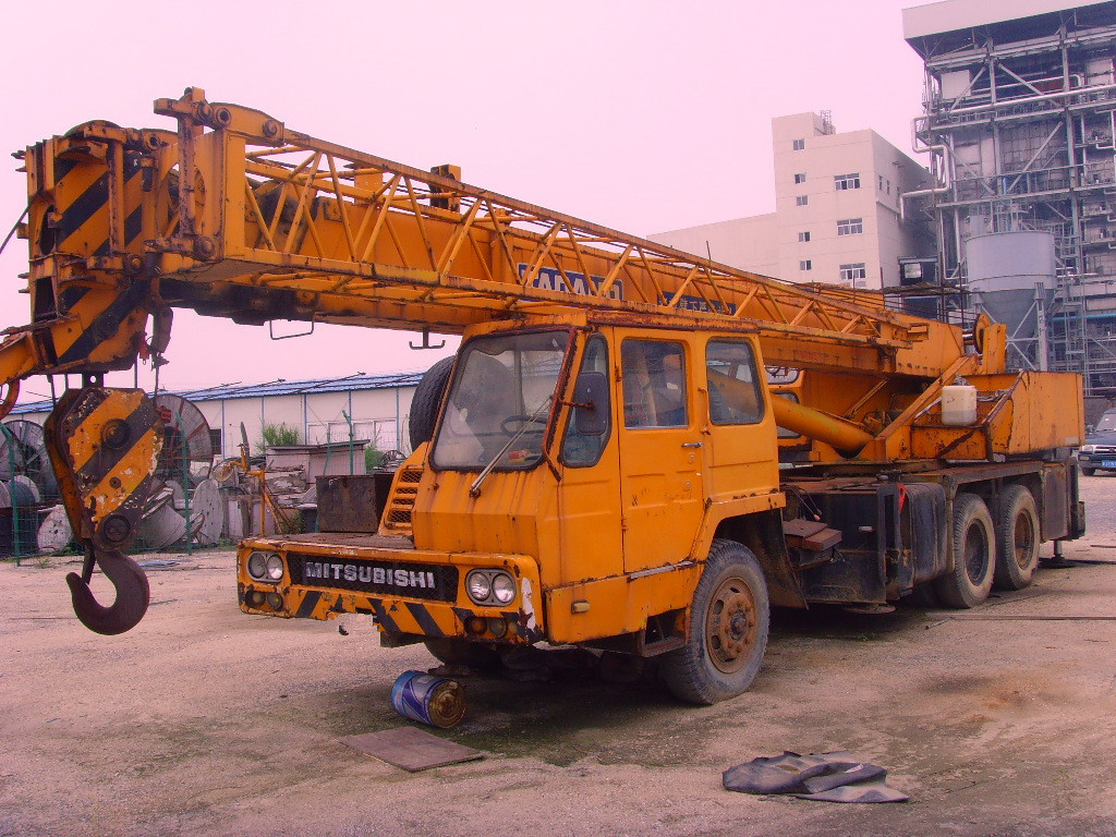 多田野汽车吊.二手日本进口吊车.二手起重吊车.25吨吊