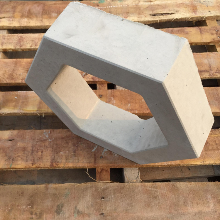 供应混凝土护坡砖六角空心环保护坡砖