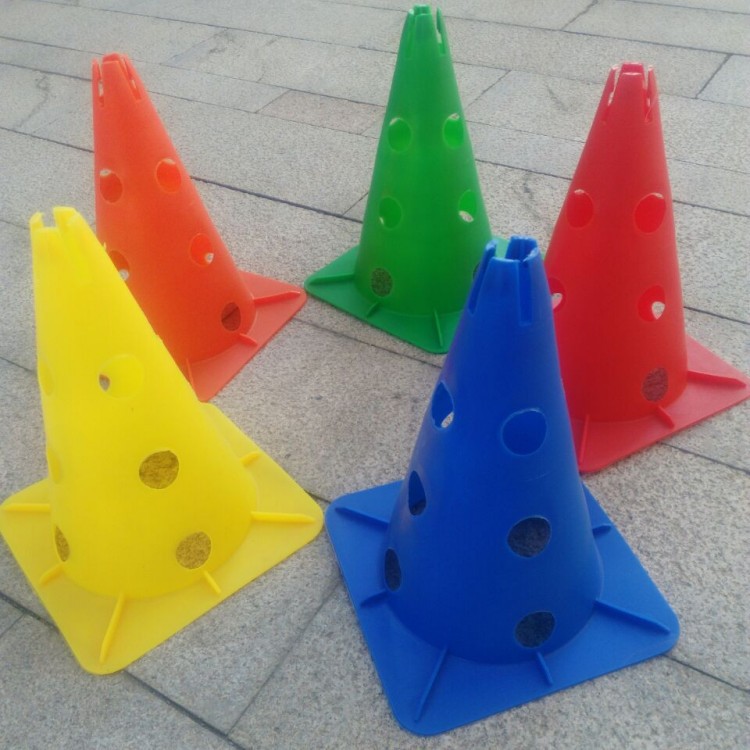 30cm带孔标志桶 标志锥轮滑路标路障 训练锥 障碍物 足球训练器材