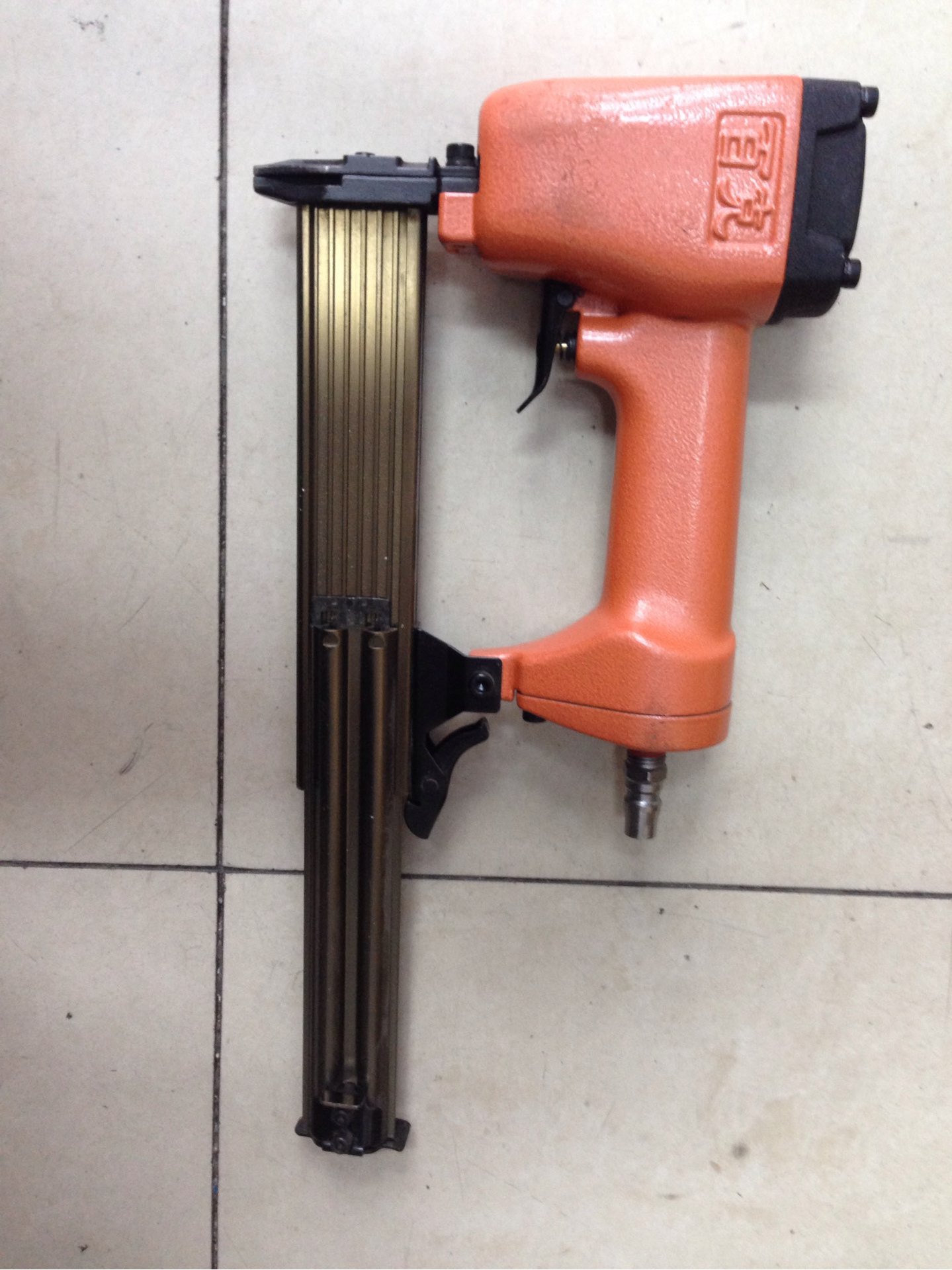 气动钉枪(百克)f30直钉枪促销中