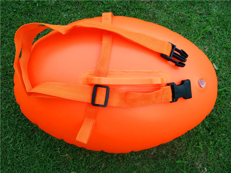 现货充气游泳浮球 跟屁大甲虫 水上双气囊 pvc 游泳跟屁气球 浮漂