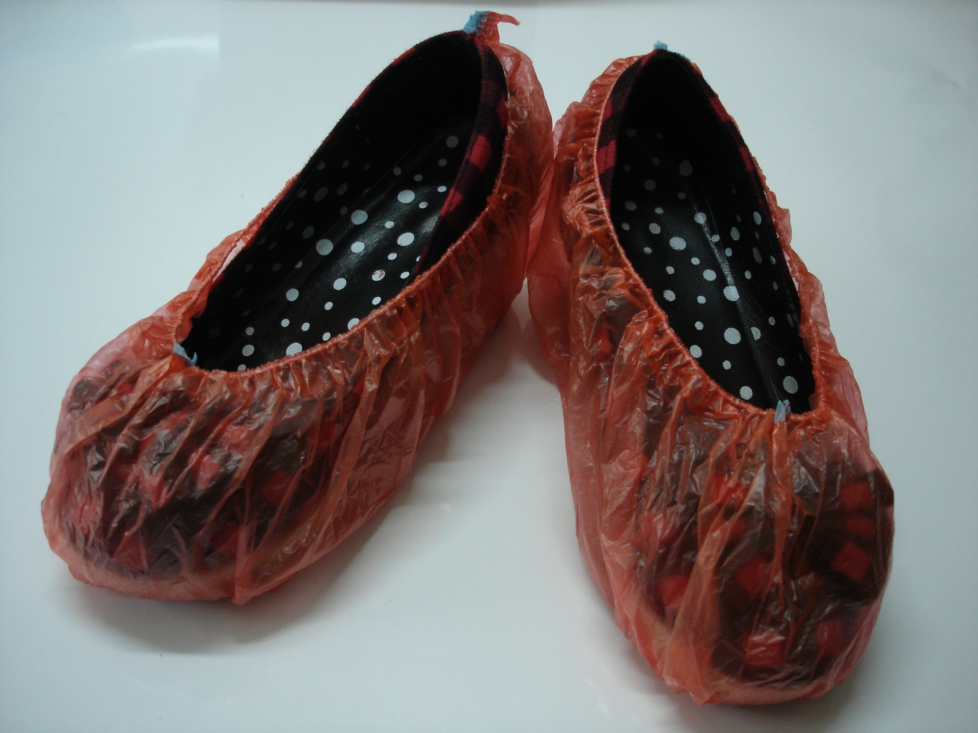 一次性鞋套 家用 100只/包 防水防尘 家用室内 厂家直销