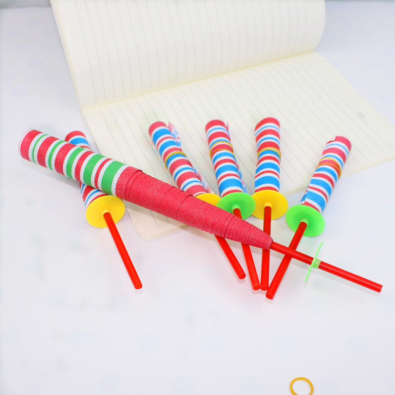 甩甩棒伸缩玩具 儿童玩具甩棒纸制品魔术道具玩具纸魔棒好玩