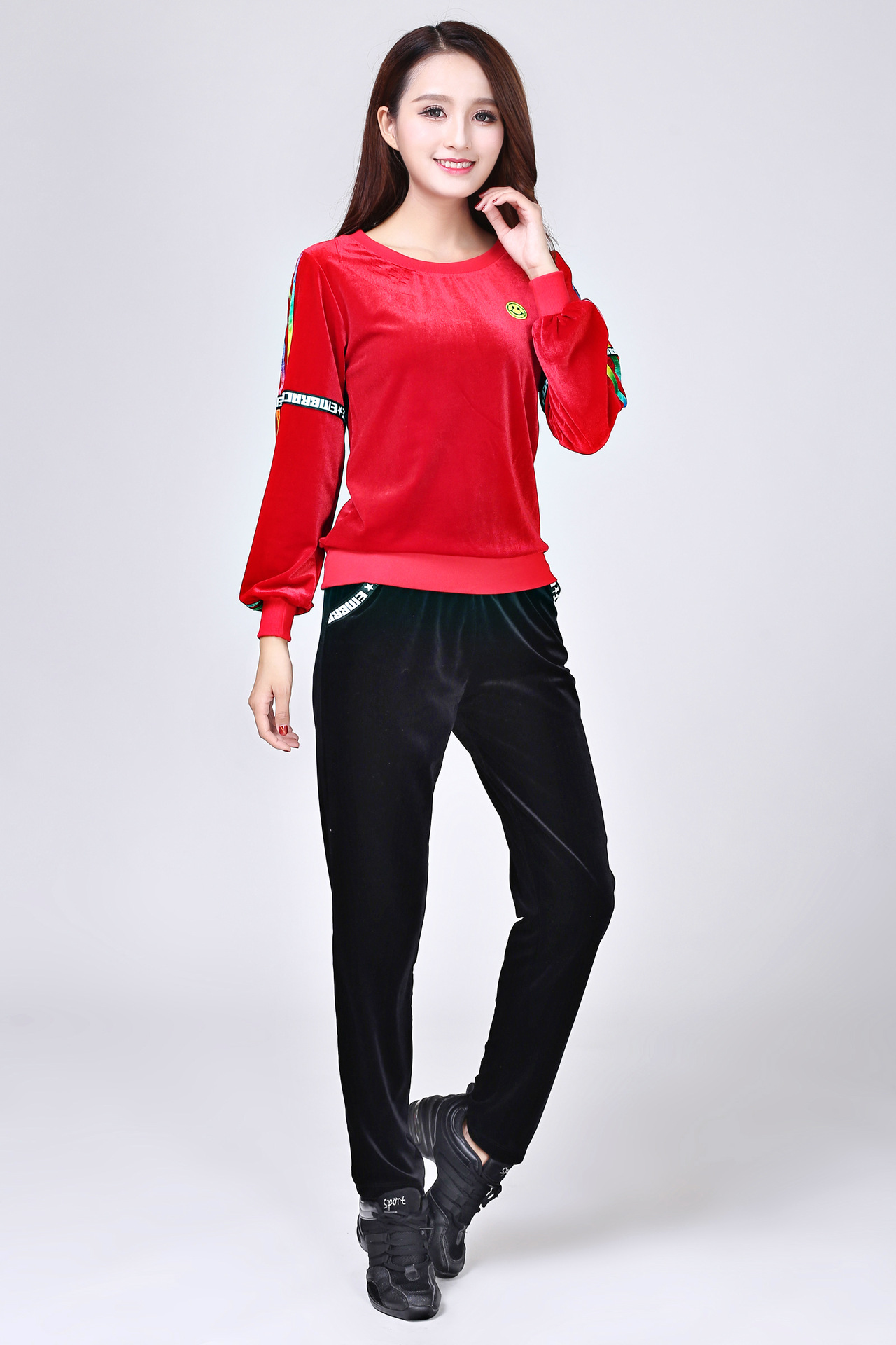 秋冬季新款广场舞服装长袖金丝绒套装女大码两件套运动休闲演出服