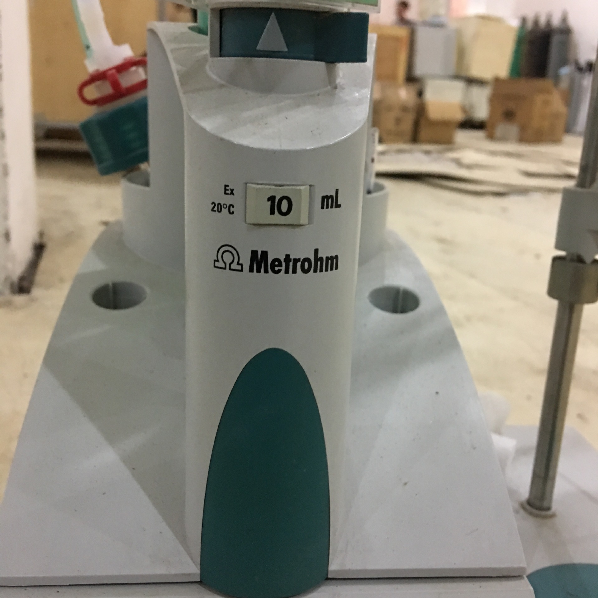 二手瑞士万通870型卡氏水份测定仪水分仪可维修租赁代测样