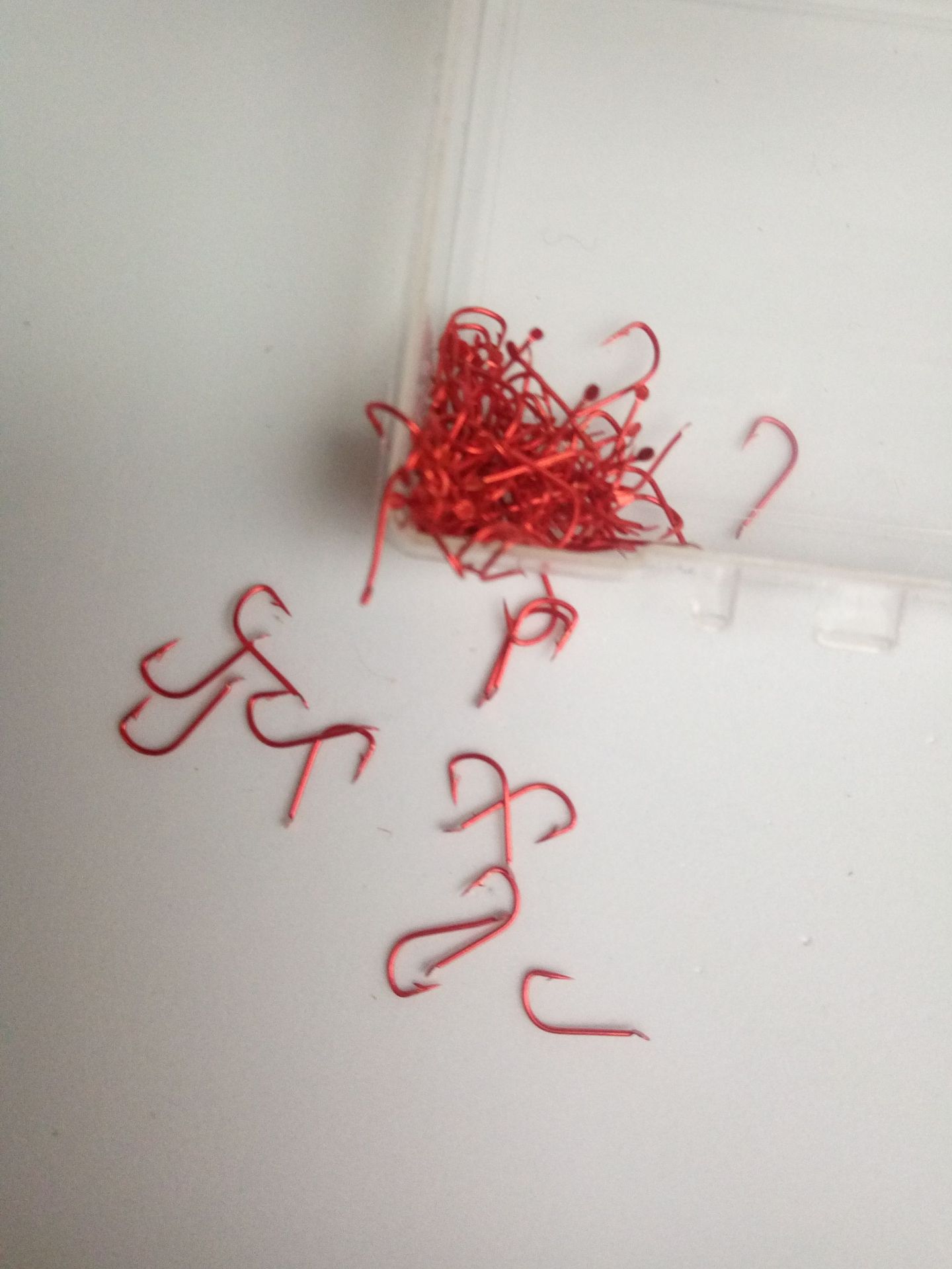 赤袖鱼钩_直赤袖有刺鱼钩 高碳散装爆炸钩 批发100枚盒装 - 阿里巴巴