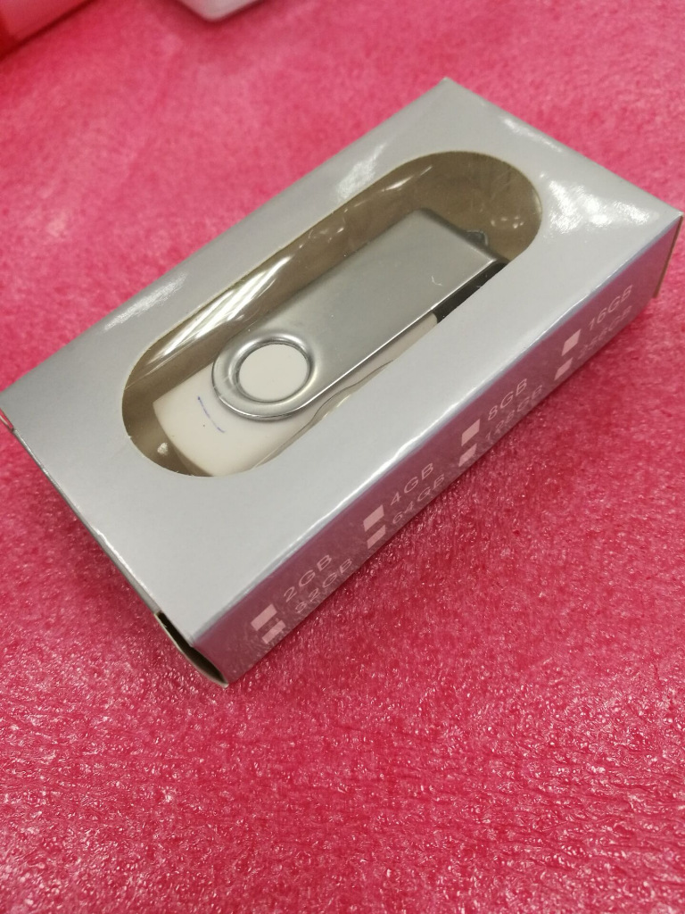 所有包装盒不含运费,拍后联系卖家更改运费.现货中性小银盒,小黑盒.