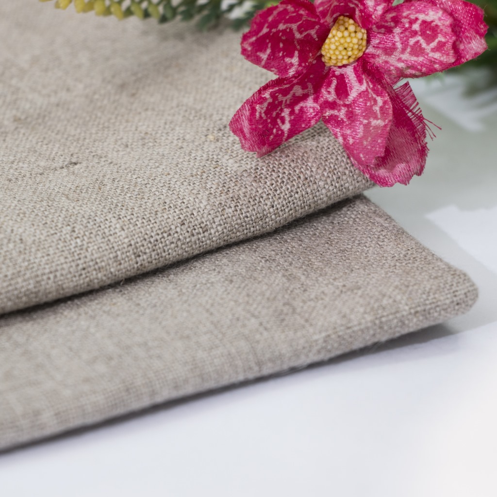 9*9双雨露麻布亚麻布天然环保服装面料足纱足密夏季面料