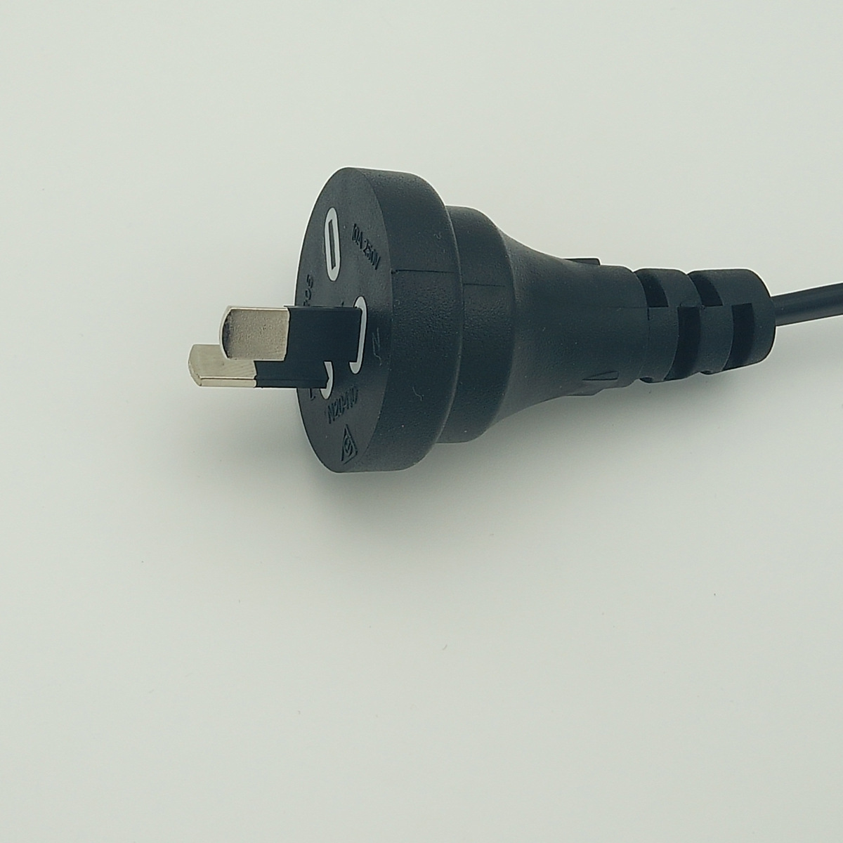 澳规 纯同正标2*0.75平方插头线 澳规圆头两插对八字尾电源线