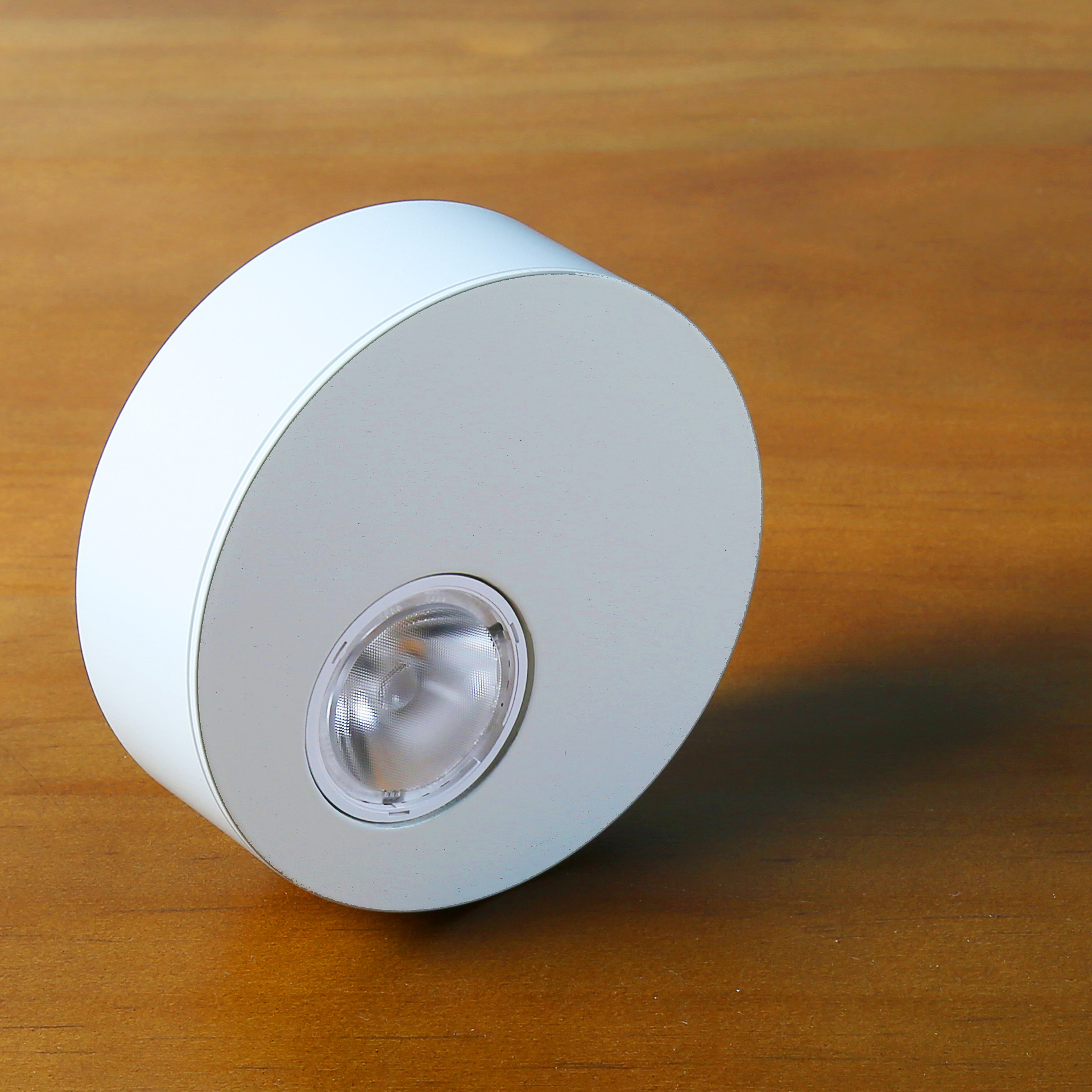 高档明装橱柜灯 恒流驱动光学透镜好光效酒柜灯 简易射灯厂家直销