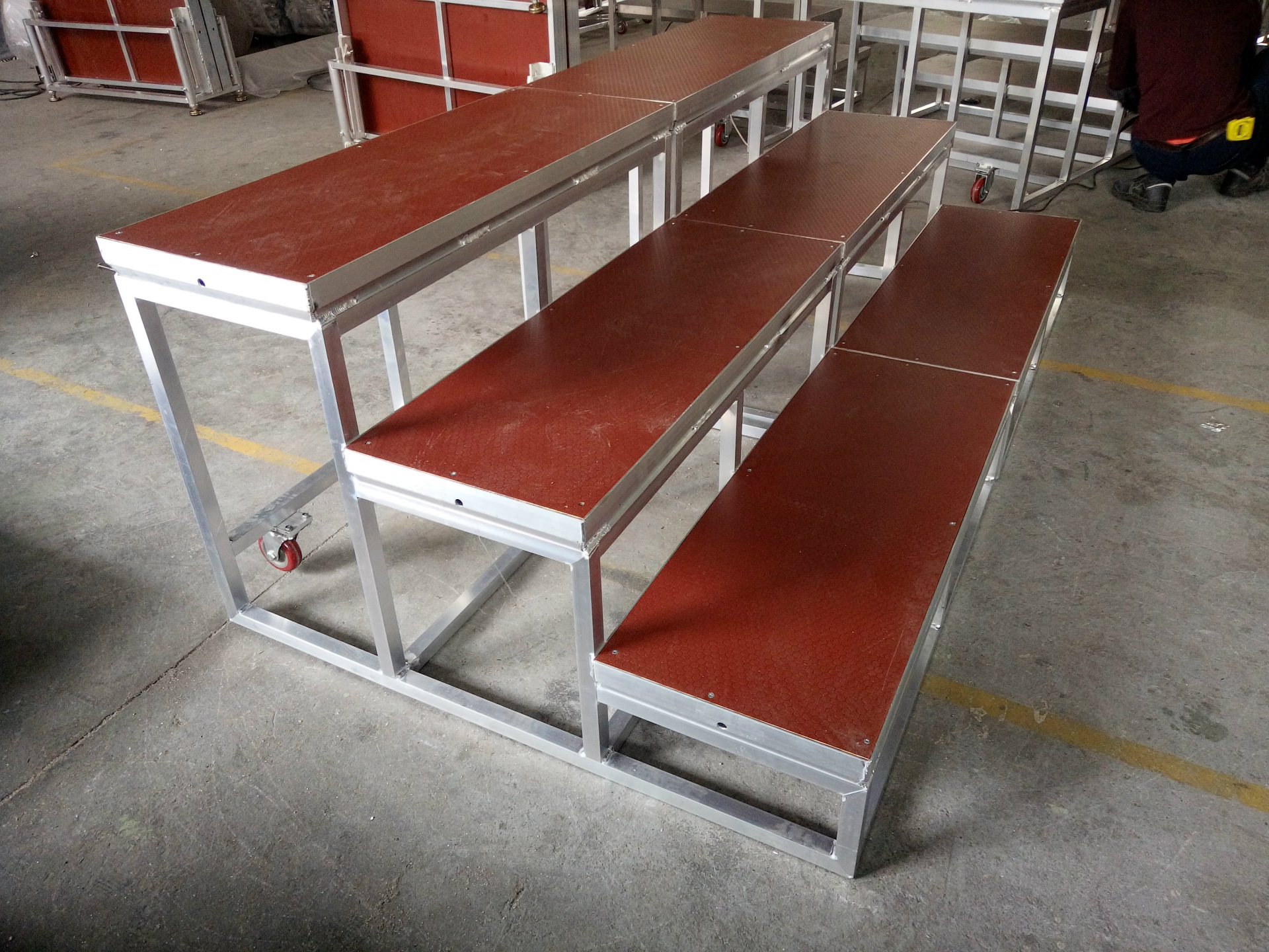 折叠合唱台_厂家直销铝合金合唱台团体合影合唱台折叠移动学校合唱 - 