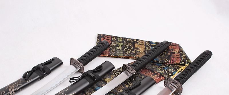 红色黑色刻龙武士三把一套套刀 日本刀套刀 东洋刀剑 加厚型 未开