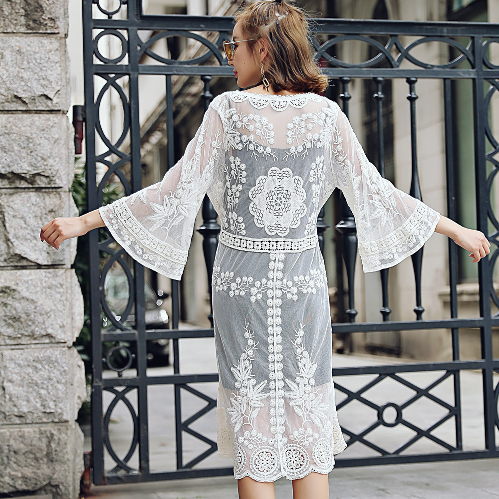 蕾丝绣花透视百搭裙装 蕾丝镂空连衣裙七分袖 夏季百搭蕾丝连衣裙