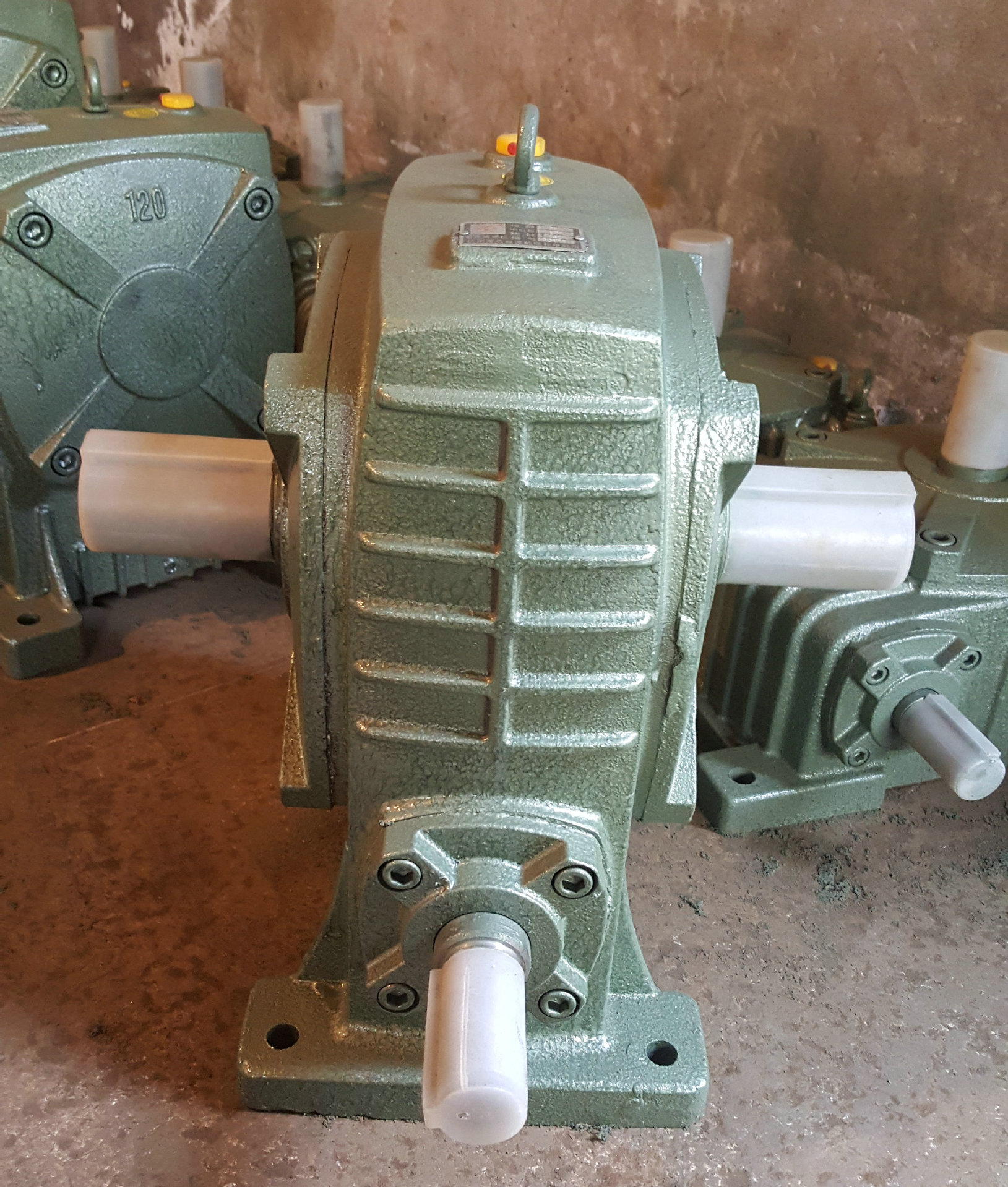 wpa120#双出轴减速机 大型减速器 涡轮减速器