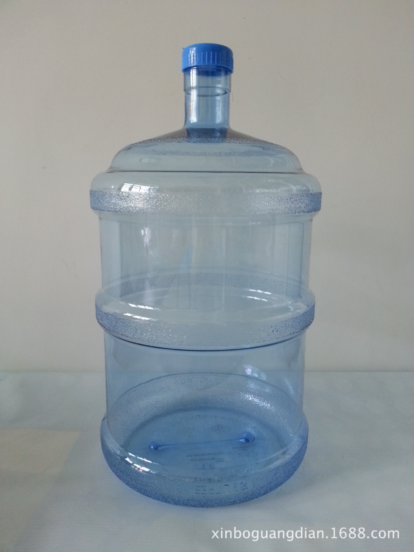 9l饮水机专用矿泉水山泉纯净水桶螺旋口配盖子全新料批发