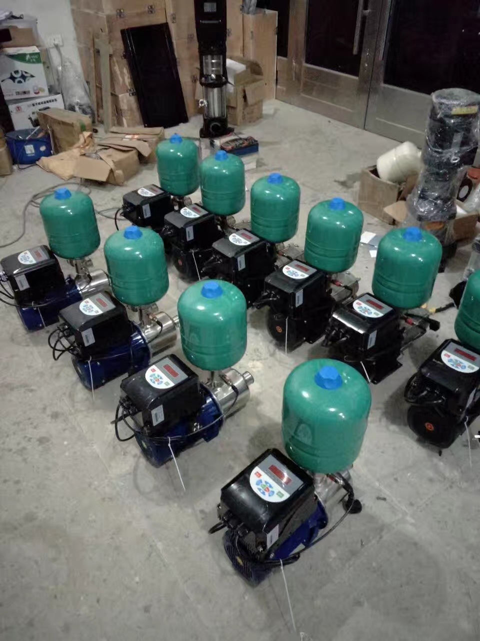 家用变频不锈钢增压泵学校 医院 别墅 高楼层增压多级离心水泵