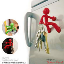 爬墙小人钥匙吸卡通强磁钥匙挂磁吸磁力小人磁铁人防丢器 冰箱贴