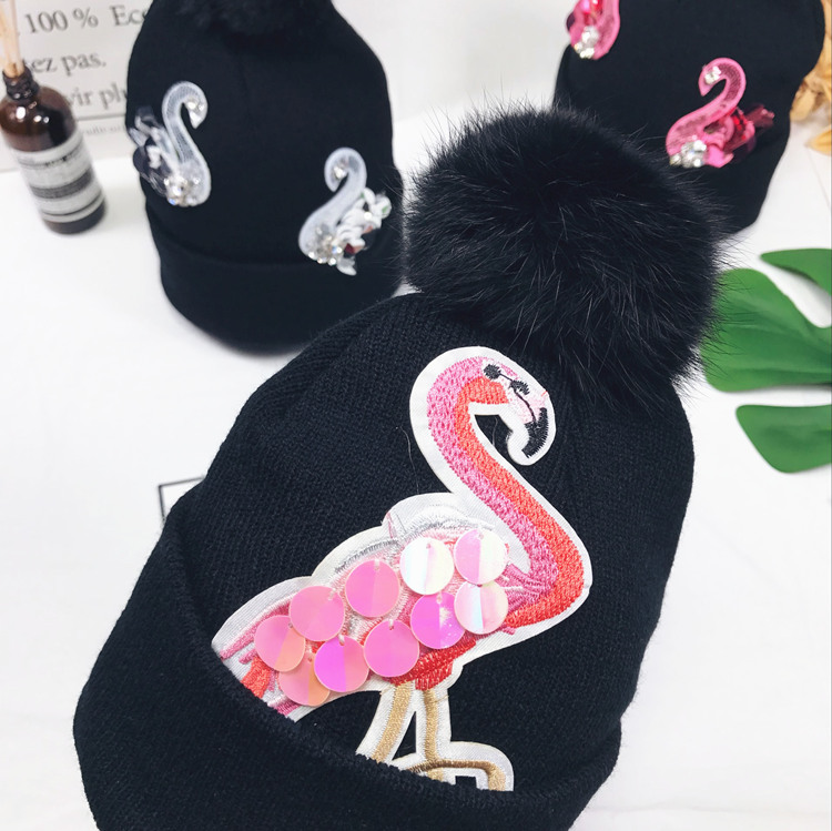 卡通天鹅水钻帽子 毛球帽