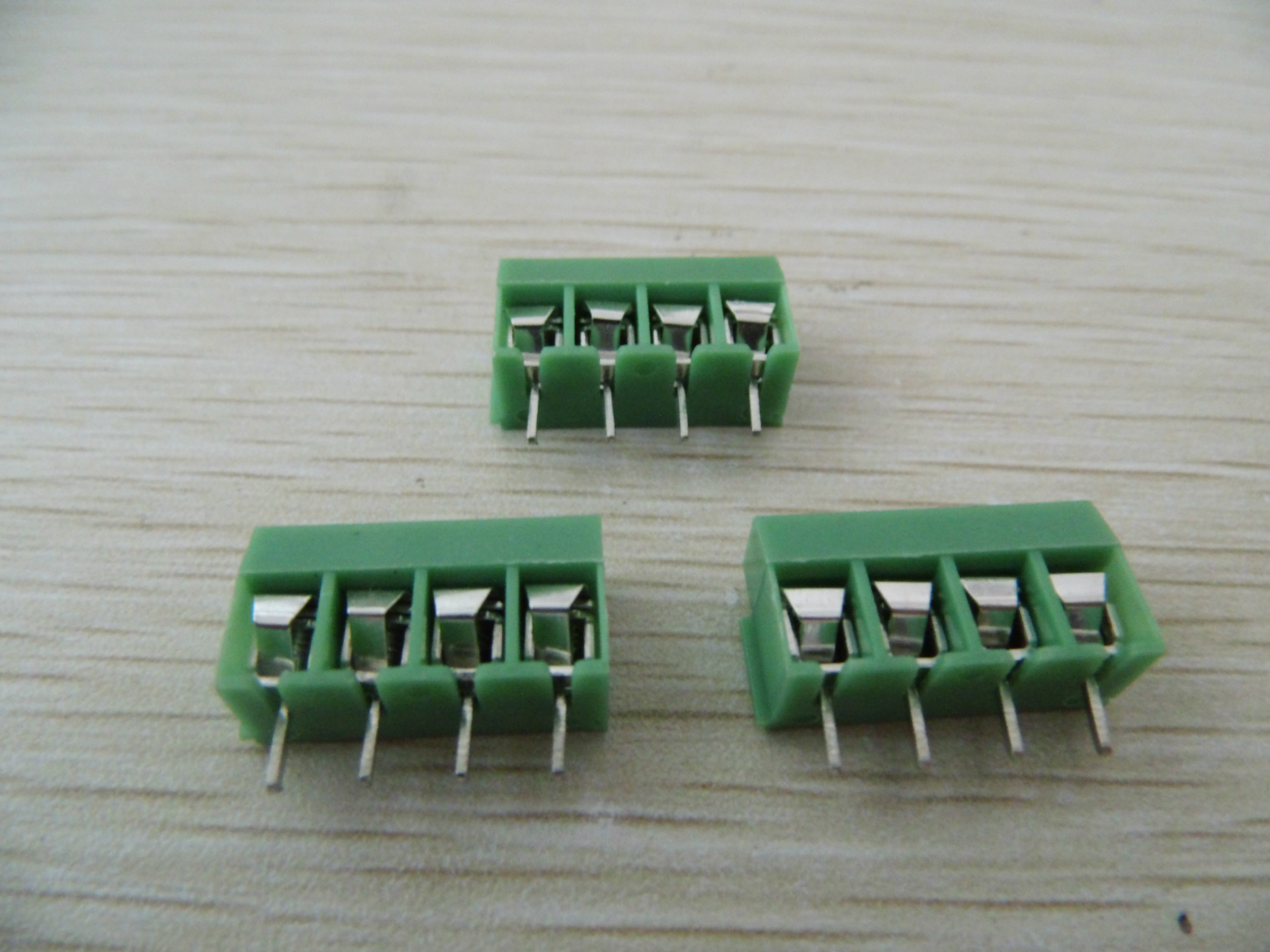 生产kf-126-4p,弹片式接线端子,间距5.0,2p.3p.4p