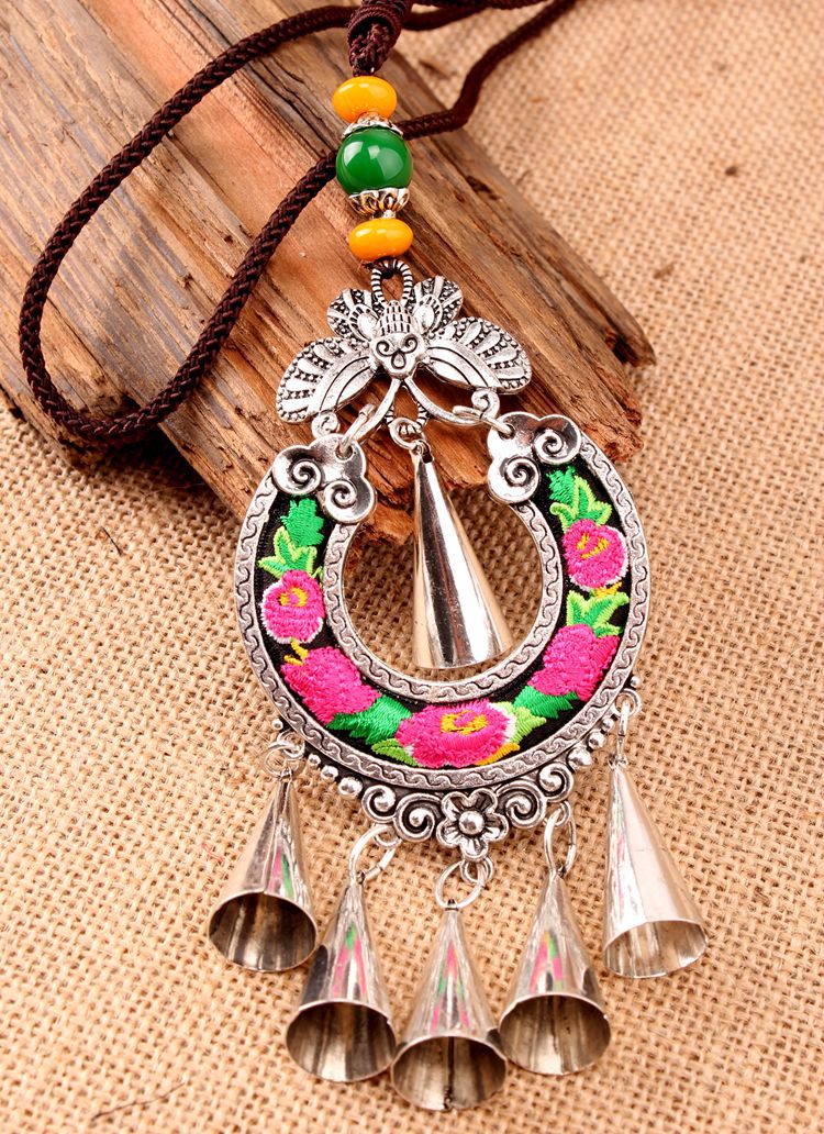 云南民族风苗银绣花项链 民族饰品 旅游纪念品批发