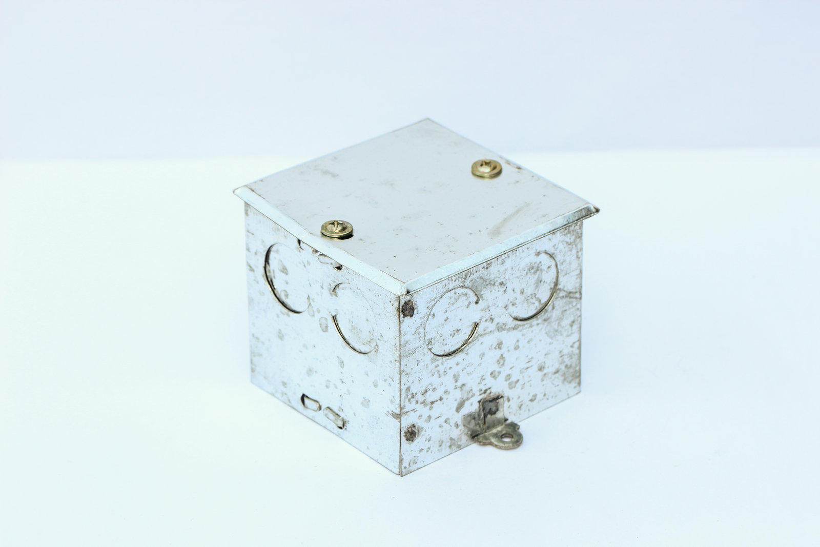 大量批发 金属接线盒 86预埋盒 镀锌接线盒 预埋线盒 接线盒金属