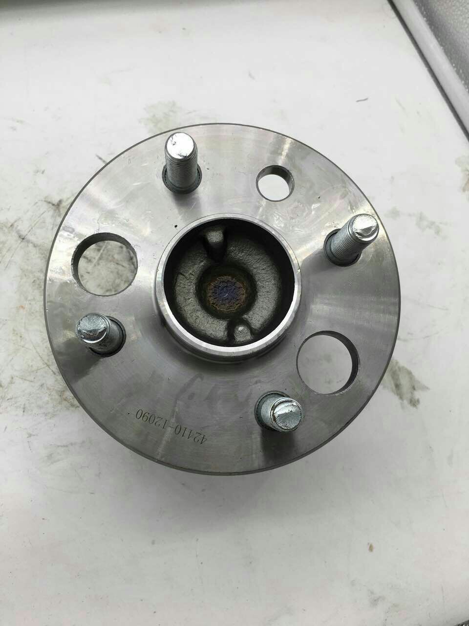 丰佳美后轮轮毂轴头42450-33010/42450-33020/42410-33020