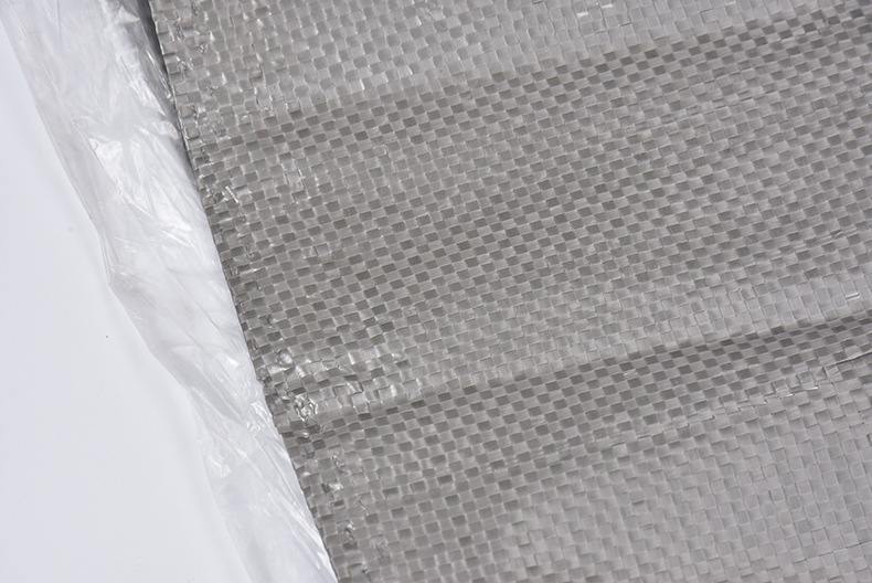 产品名称:编织袋 / 蛇皮袋 颜色:灰色 尺寸:可定制 材质:一级料(pp