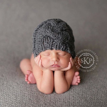 满月百天宝宝摄影帽子 新生儿造型麻花帽 手工编织毛线帽子特价