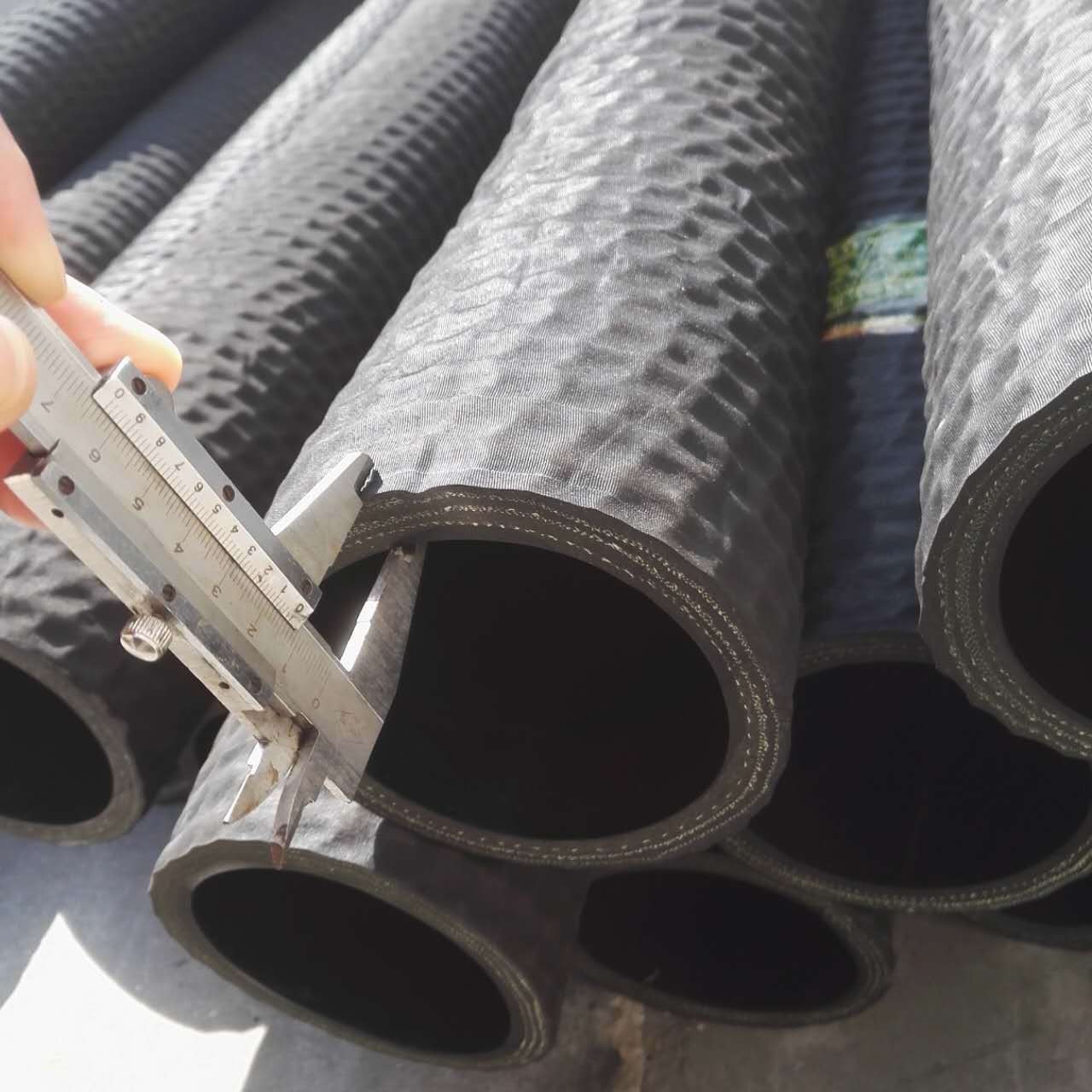 厂家直销三元乙丙黑色橡胶管异型橡胶软管橡胶钢丝管