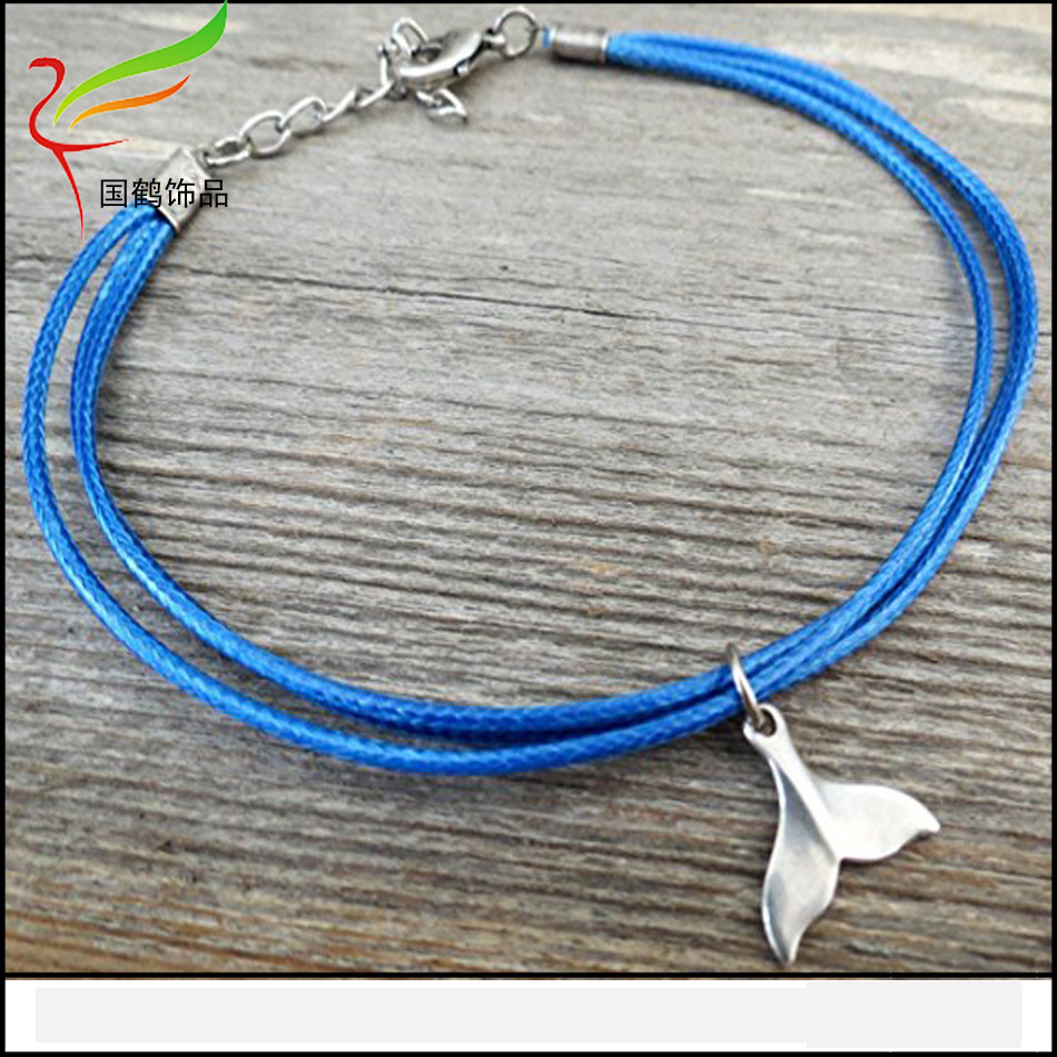厂家供应编织鲨鱼尾巴手链编织饰品鱼尾手环脚链进口蜡线合金吊坠
