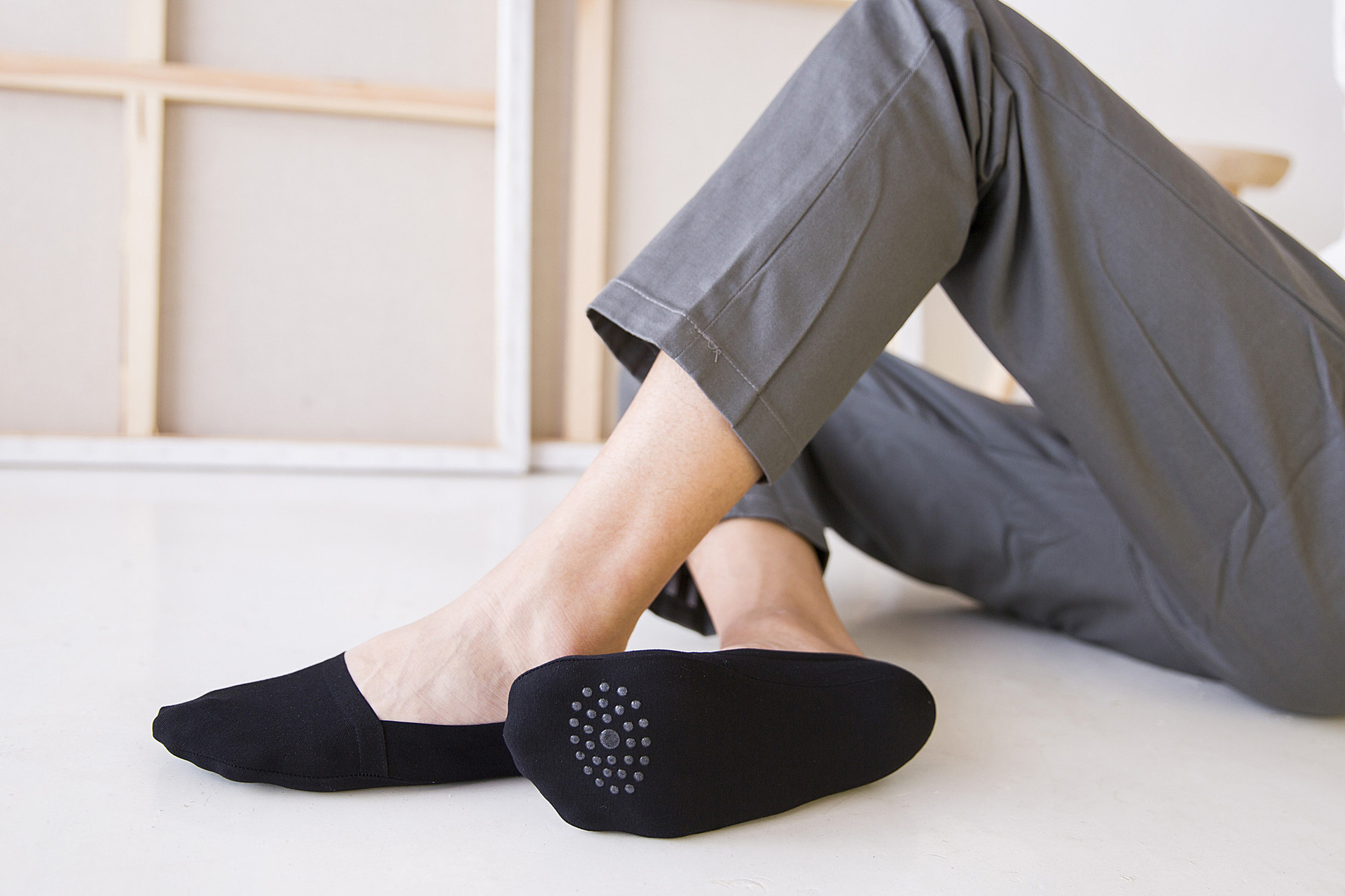 春夏新款日韩男士隐形袜 一片式硅胶防滑浅口船袜男 纯色袜子批发