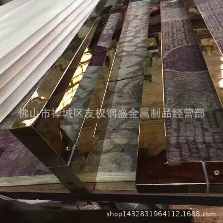 玫瑰金方管拉手1