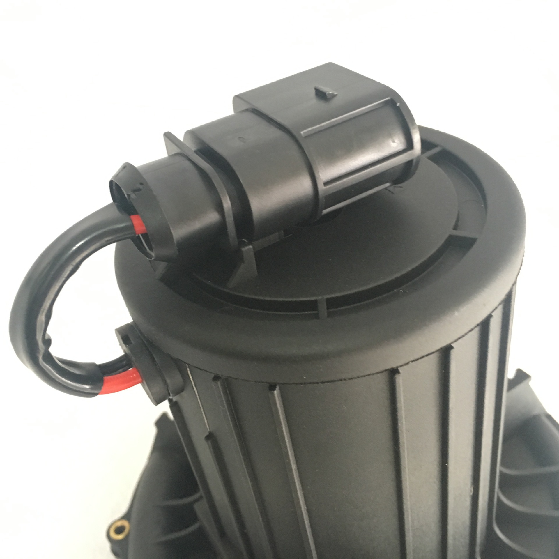 厂家直销大众宝来奥迪高尔夫斯柯达二次空气泵大众06a131333