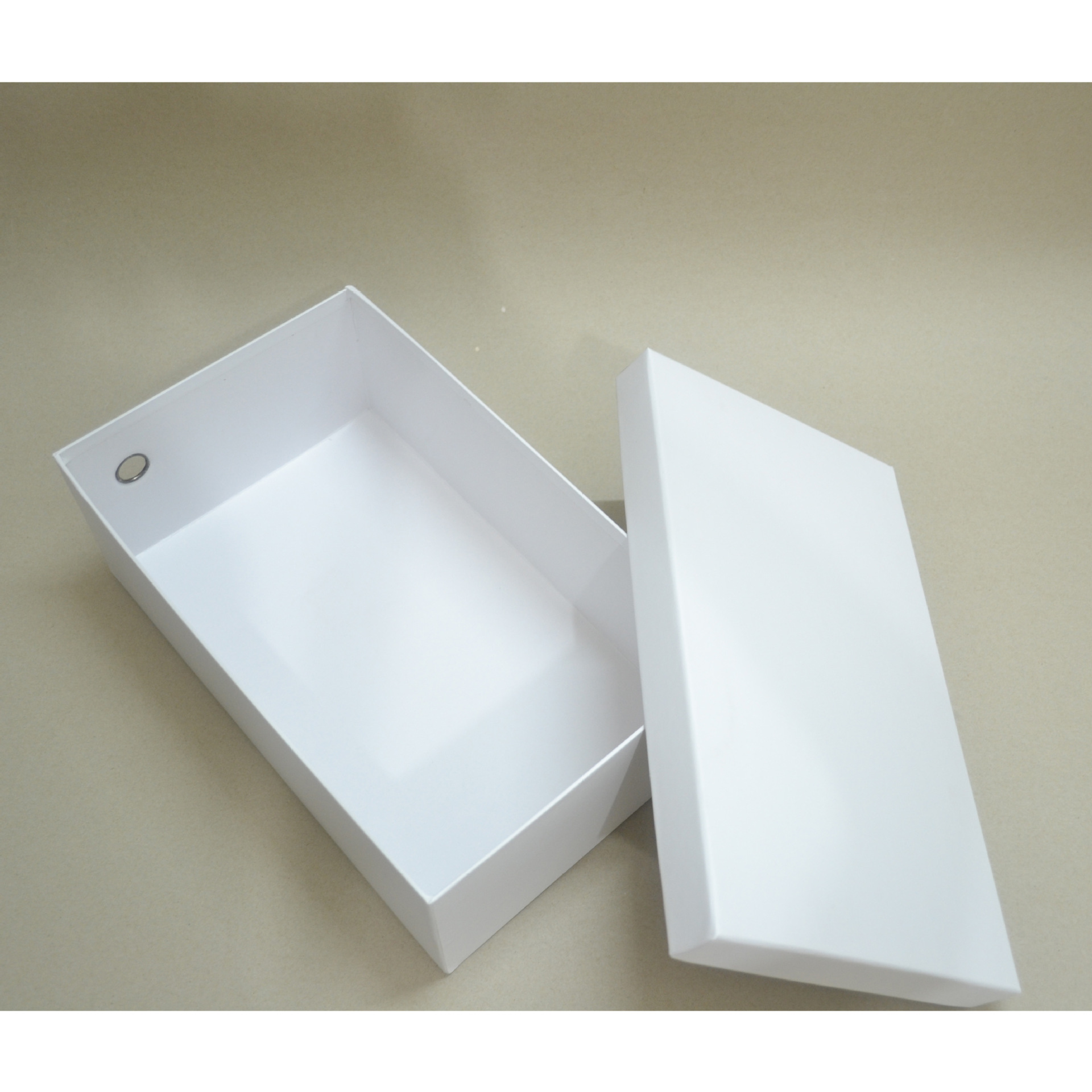 现货公版包装鞋盒白色天地盖牛皮纸盒通用鞋子包装盒厂家定做批发