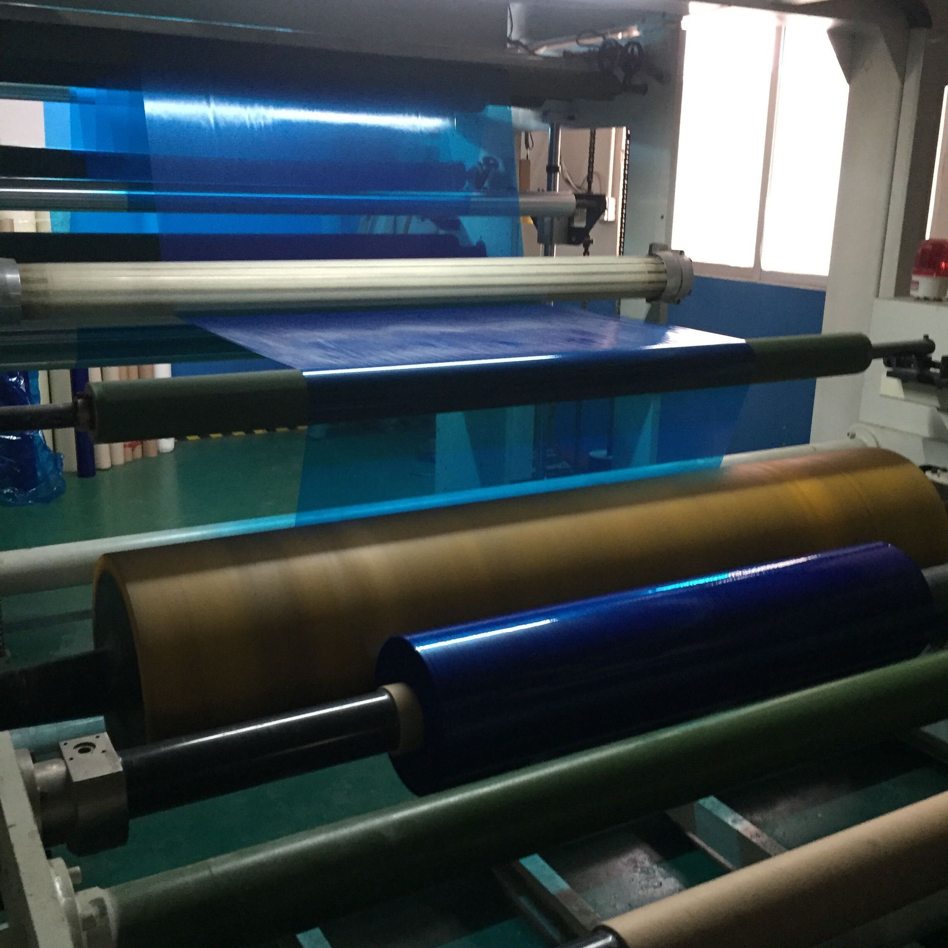 厂家定制 蓝色保护膜 门窗铝板保护膜 加厚加粘不残胶遮蔽防尘