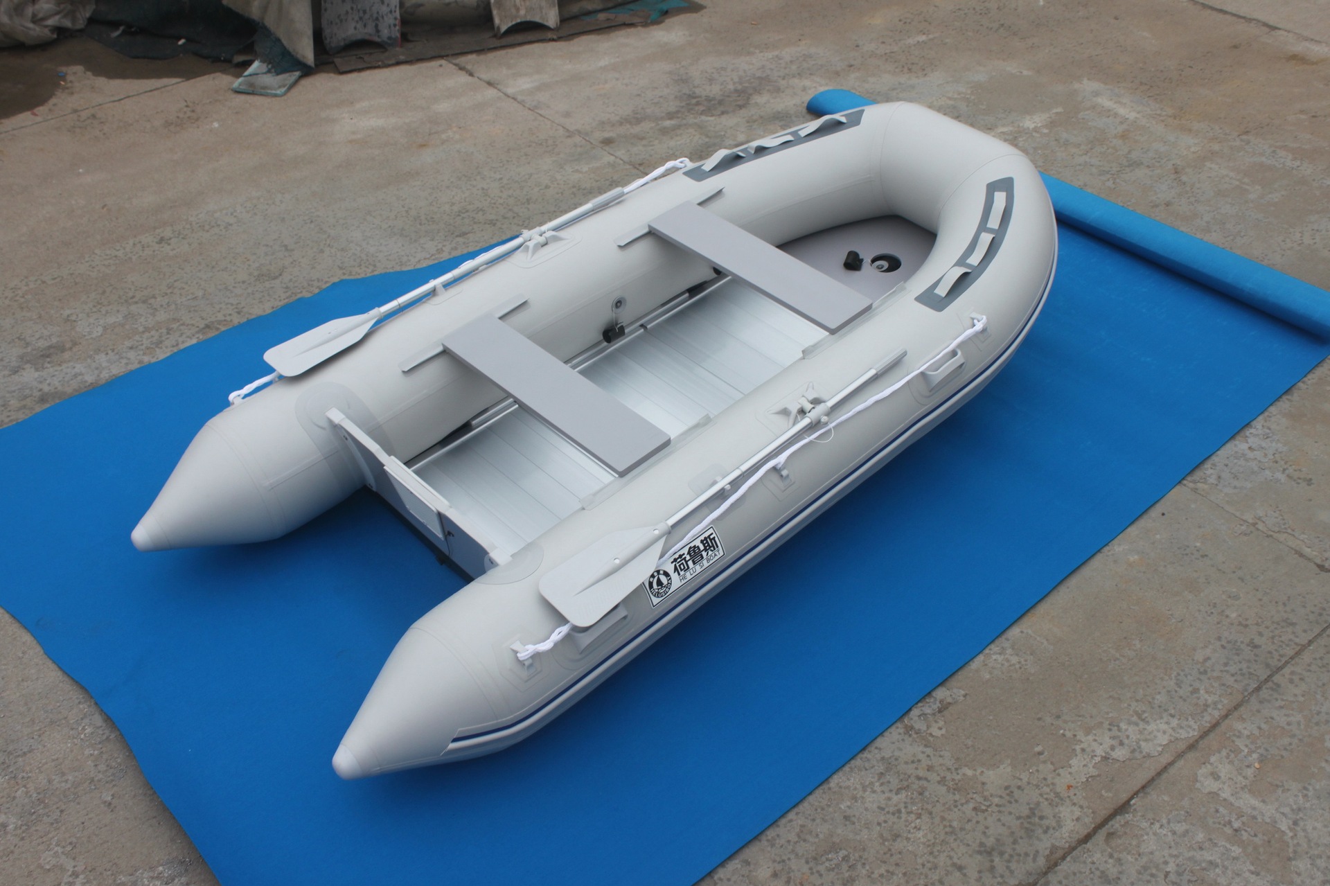 橡皮艇冲锋舟多少钱