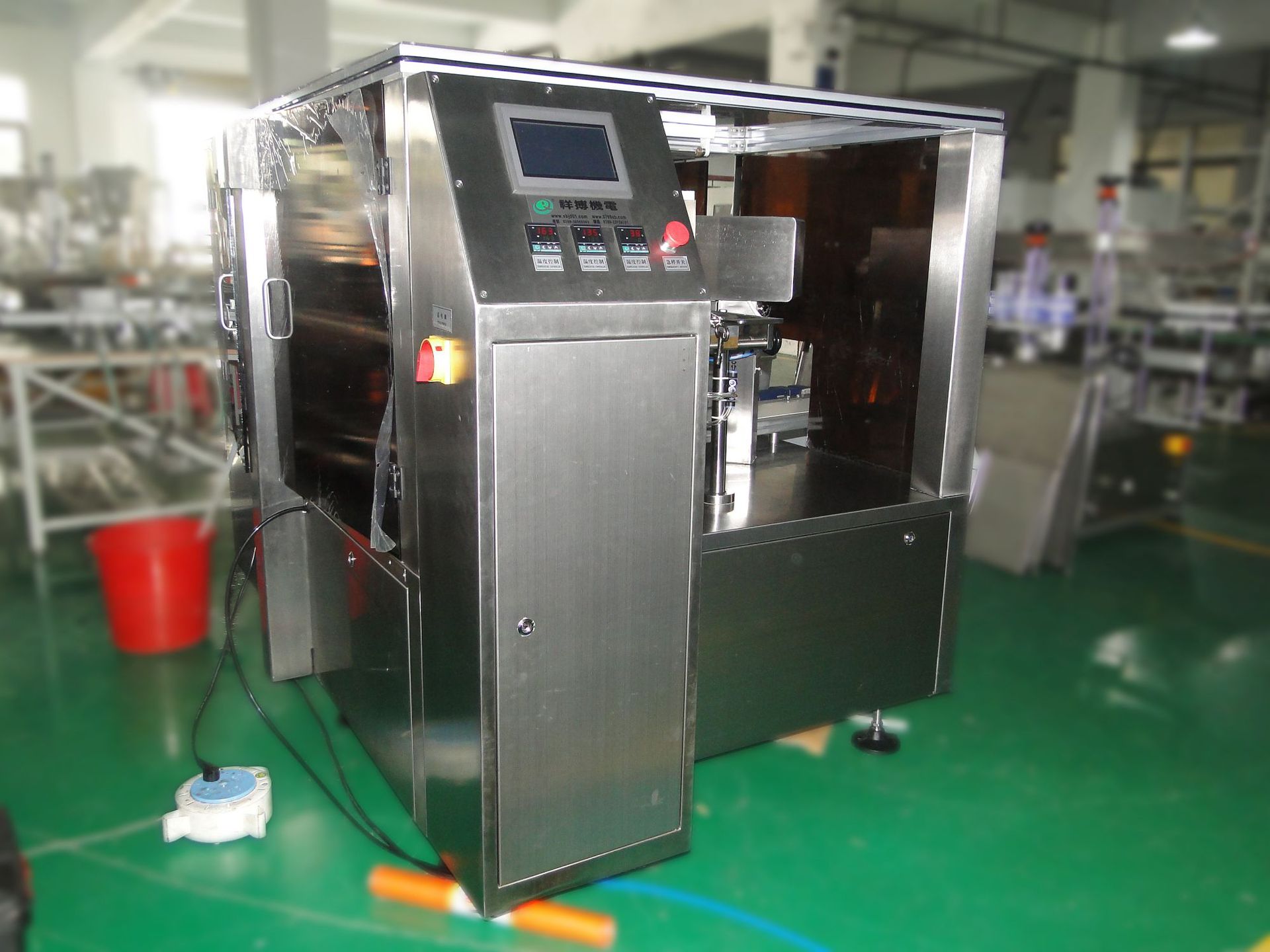 全自动粉末定量分装包装机 固体液体自动下料包装机 给袋式包装