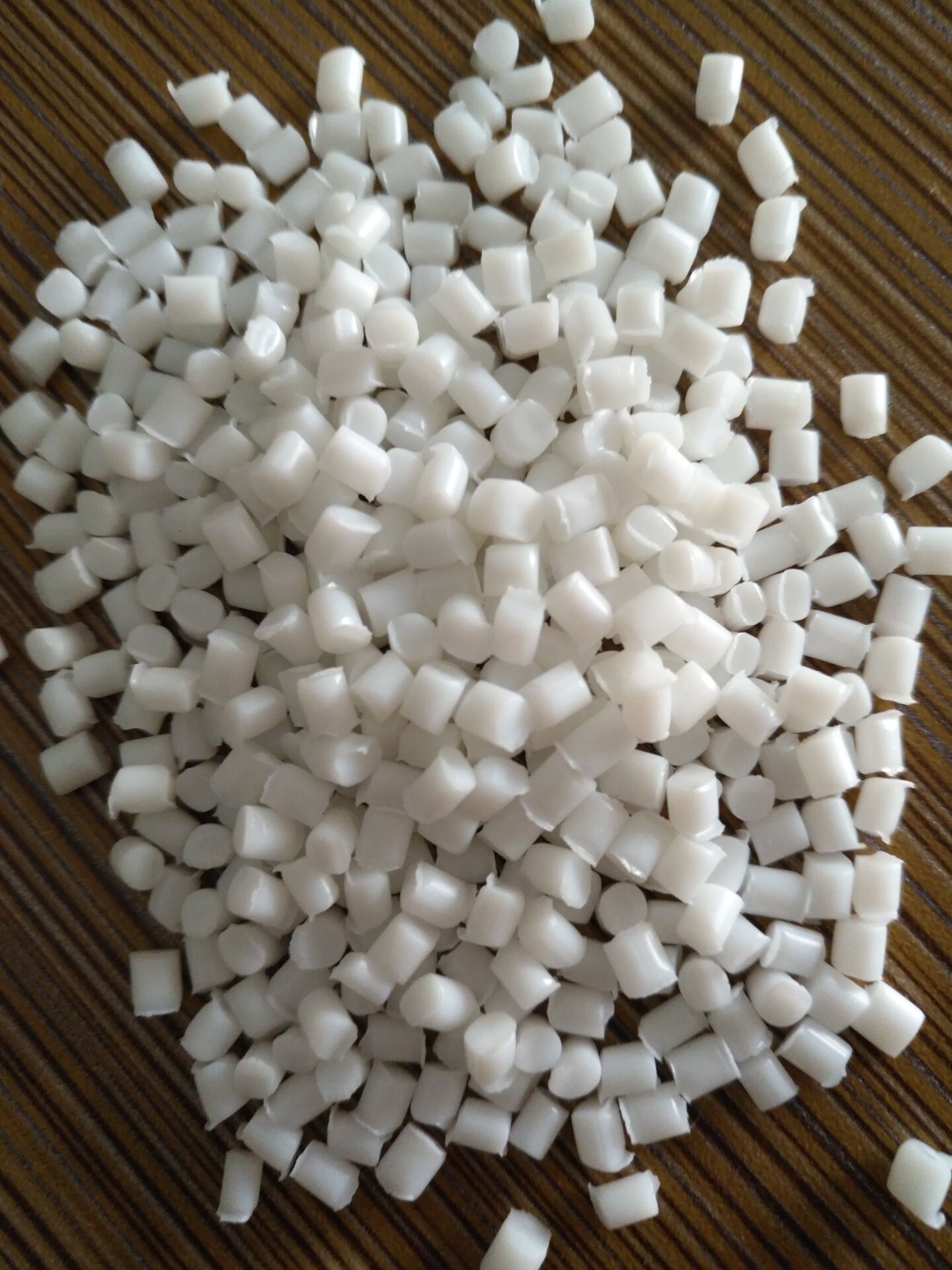 白色尼龙塑料颗粒 白色pa6再生颗粒 瓷白尼龙颗粒