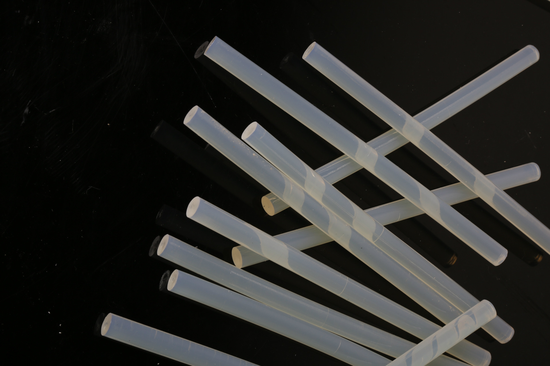 透明热熔胶棒 高粘度eva热熔胶 胶棒热熔胶