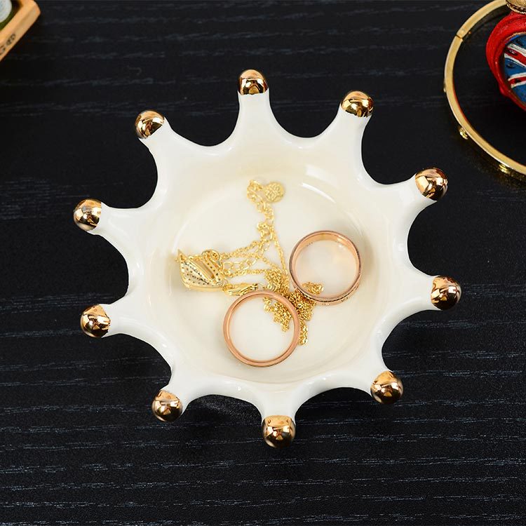 Nordic Style Creative Crown Gold Outline Ceramics Saucer Dim Sum Dish Seasoning Dish Jewelry Ring Tray Decoration Ornaments