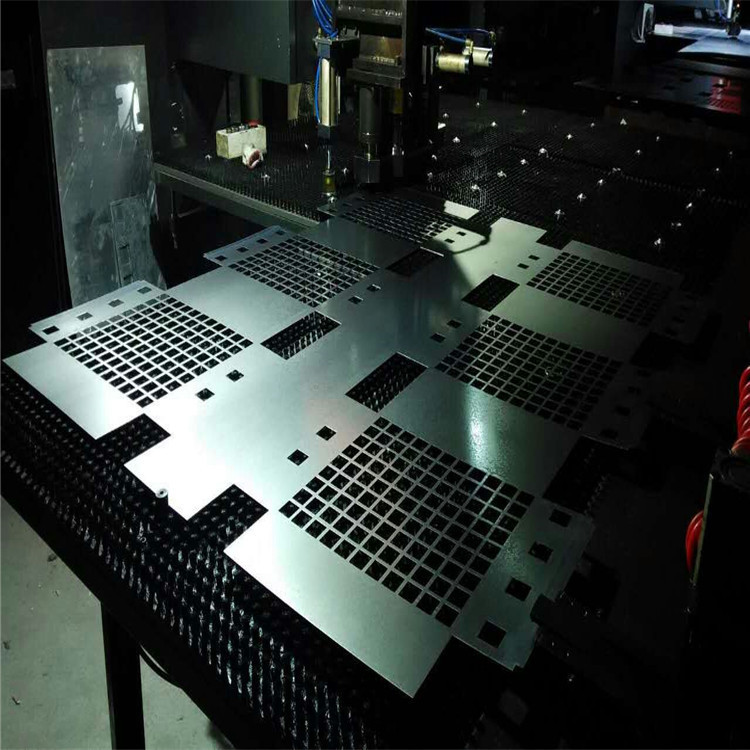 激光切割304不锈钢方型圆型菱型冲孔板洞洞网防风板隔音降噪板