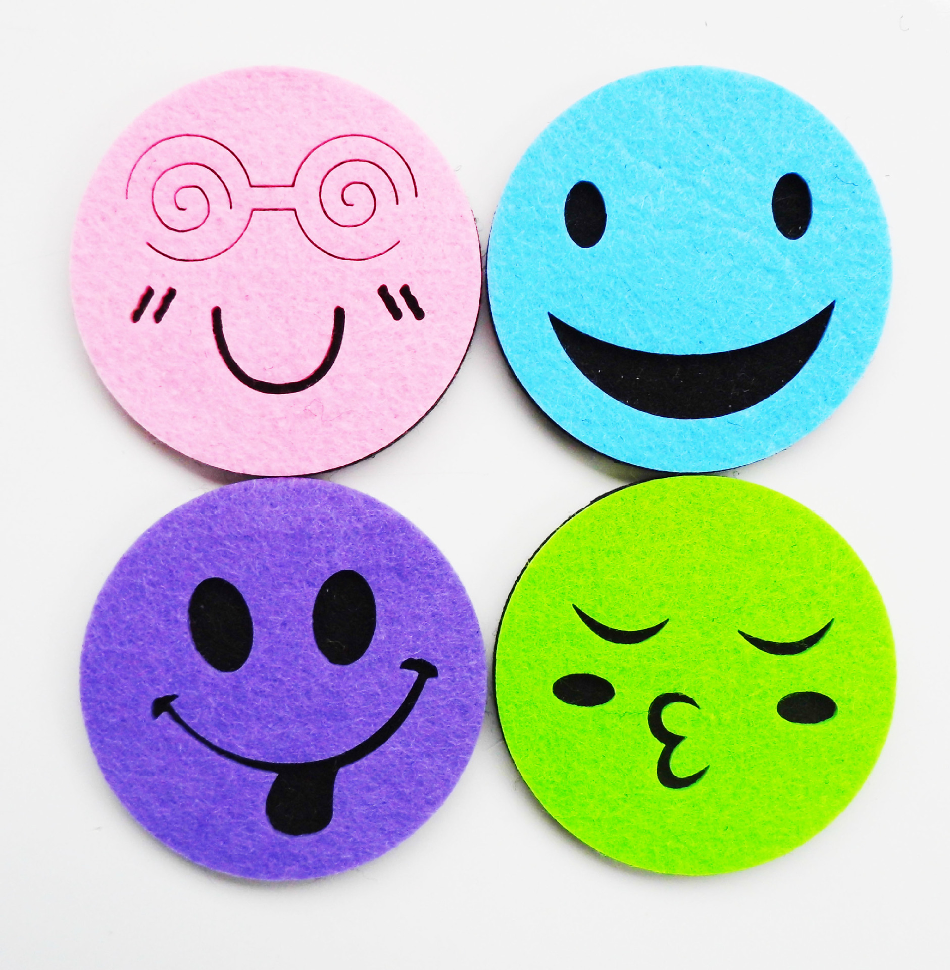 商场幼儿园qq表情笑脸贴饰 定制无纺布微笑装饰配饰
