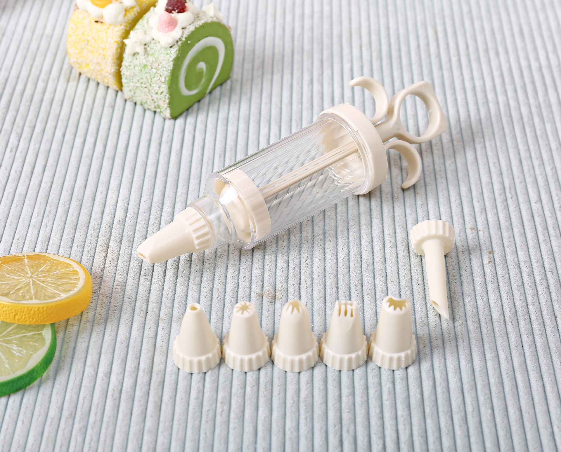 新款挤奶器蛋糕裱花枪奶油枪蛋糕裱花工具蛋糕枪厂家直销