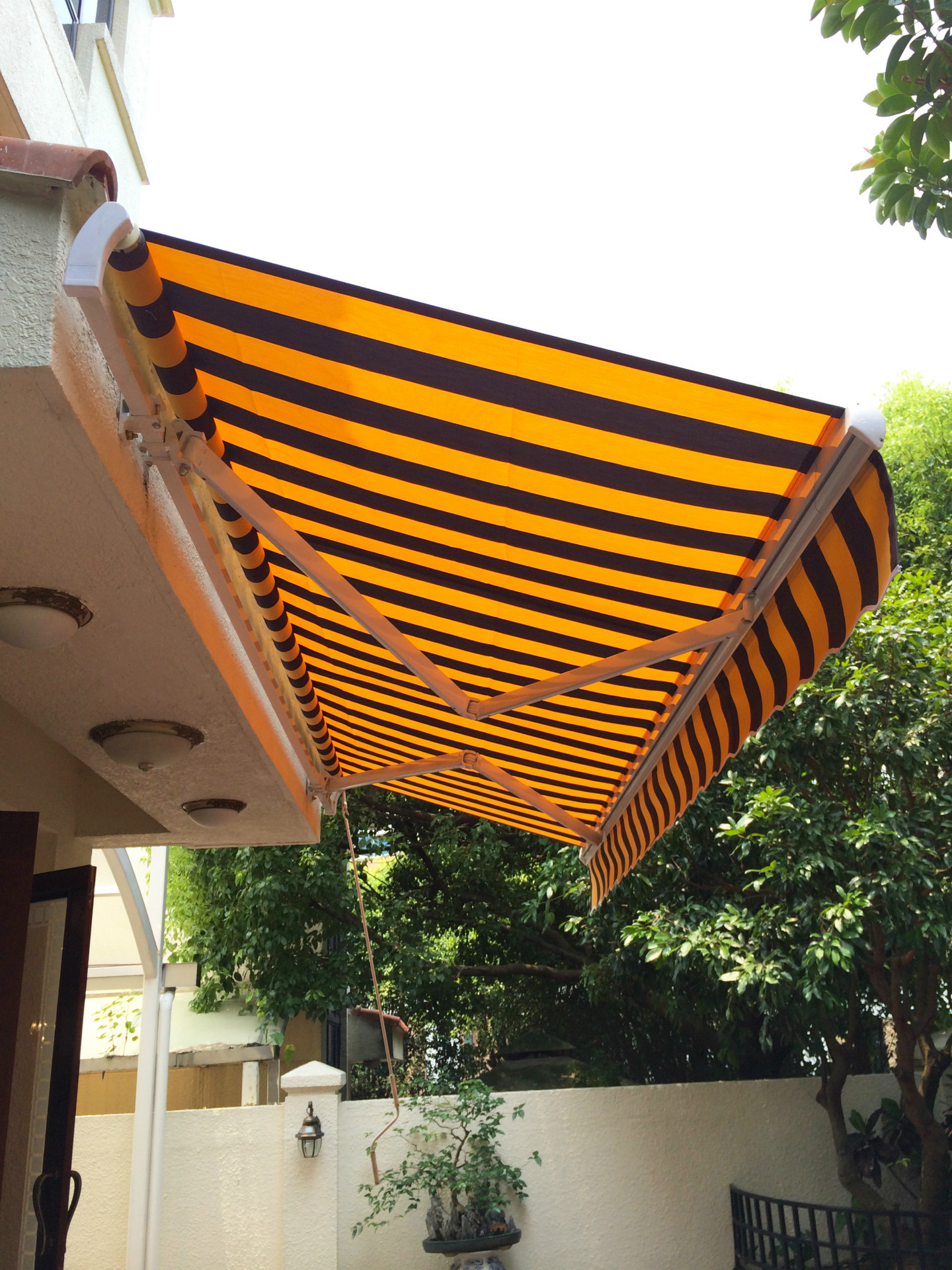 户外铝合金伸缩雨篷 窗台阳台可固定遮阳雨篷 酒吧咖啡厅装饰雨棚