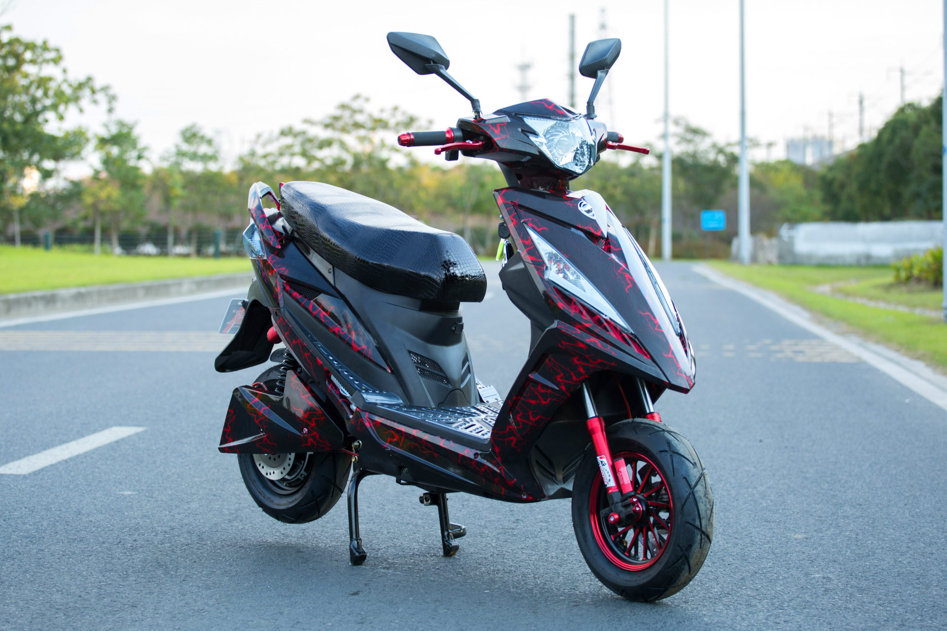 战速1800w鬼火大功率个性改装电动车成人60v72v电瓶车酷车赛车