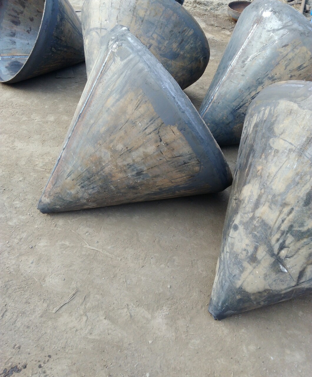 大量供应淮安张家港锥形封头盐城昆山连云港不锈钢锥体封头厂家