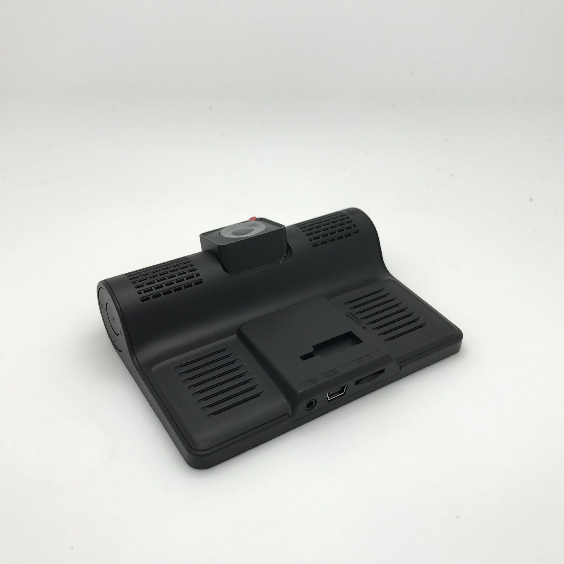 三录行车记录仪 跨境4寸dash cam车载监控dvr质量稳定带倒车影像