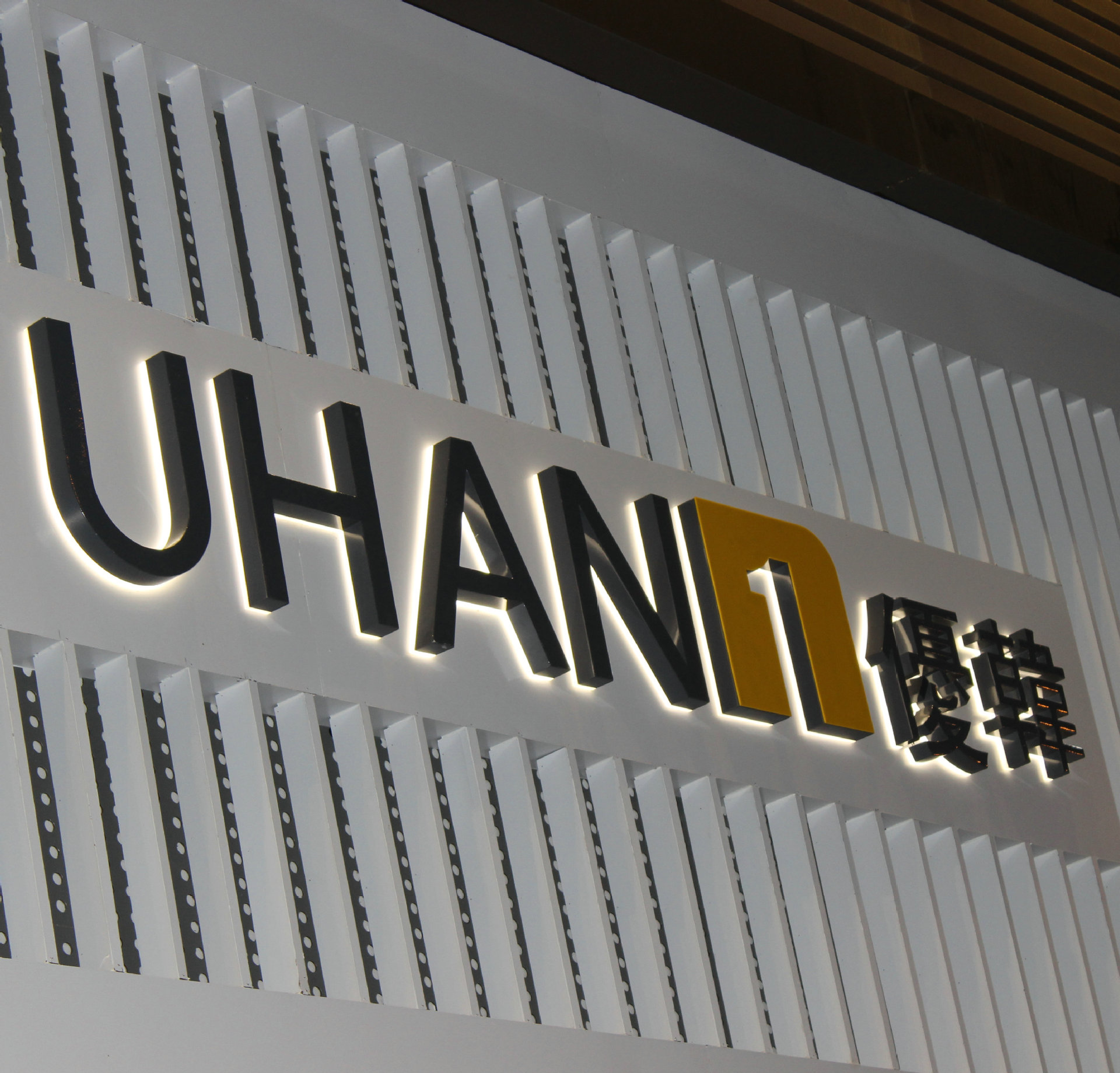 发光字制作 led灯箱字广告标识精工精品不锈钢无边发光字门头招牌